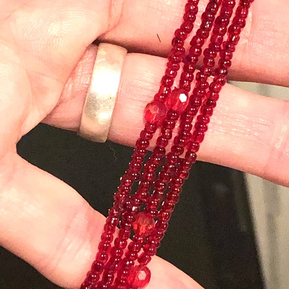 3/$32 VTG 80s Boho Cherry Red 4 Strand Glass Seed Beaded Necklace/Silver Clasp - Picture 9 of 9